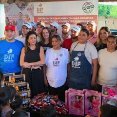 Hacen labor social profesionales en Mazatlán