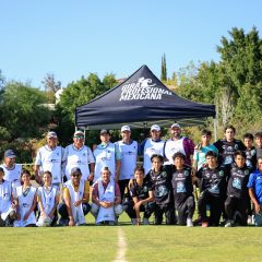 Integrantes de la Gira Profesional Mexicana apoyan a la Escuela de Futbol León San José
