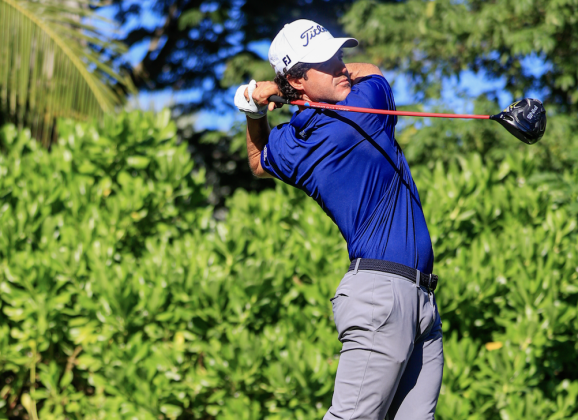 Sebastián Vázquez, primer líder de El Jaguar Open de la Gira Mexicana que se juega en Mérida