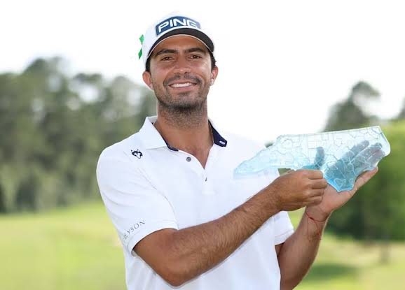 Álvaro Ortiz conquista su primera victoria en el Korn Ferry Tour