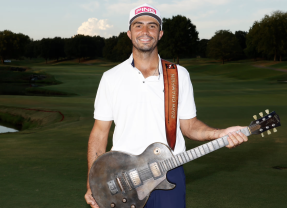 Álvaro Ortiz da un golpe de autoridad y acaricia el PGA Tour